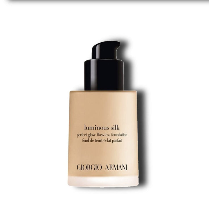 GIORGIO ARMANI-Luminous Silk Foundation, No. 5.5 Natural Beige - Brand hub pakistan