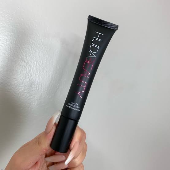 Huda Beauty Matte Perfection Pre-Makeup Base Primer - Brand hub pakistan